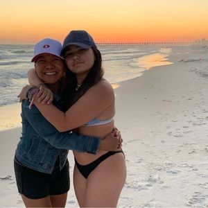 Mother & Daughter Poshers